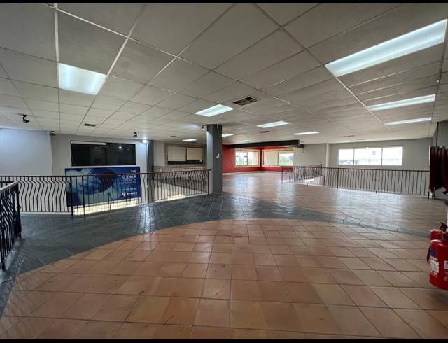 2,616M² WAREHOUSE TO LET IN STRIJDOMPARK